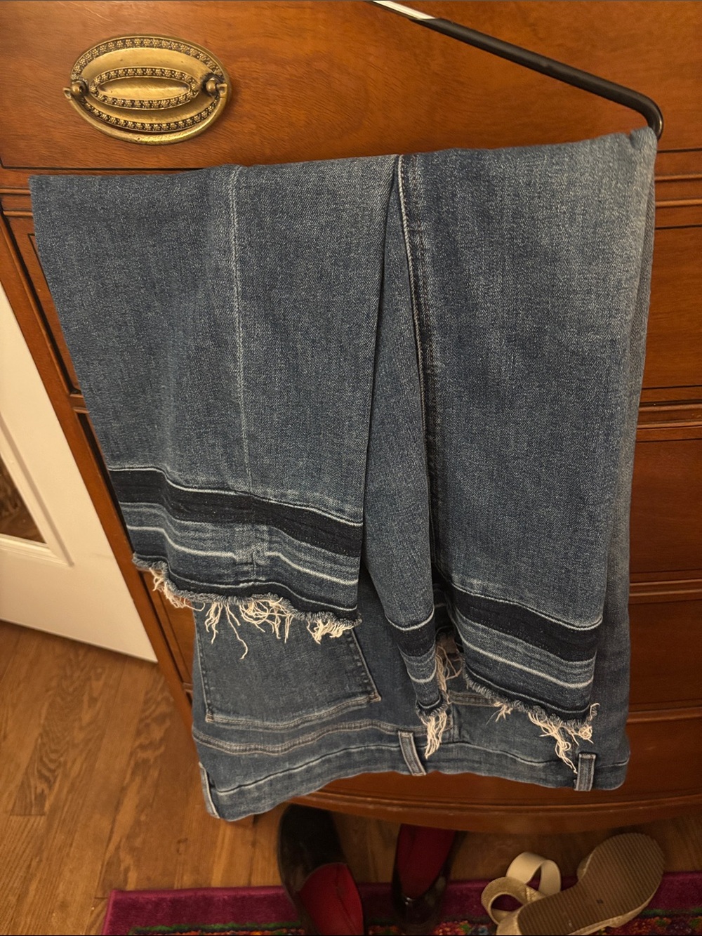 7 For All Mankind JEN7 Light Blue Denim Jeans
